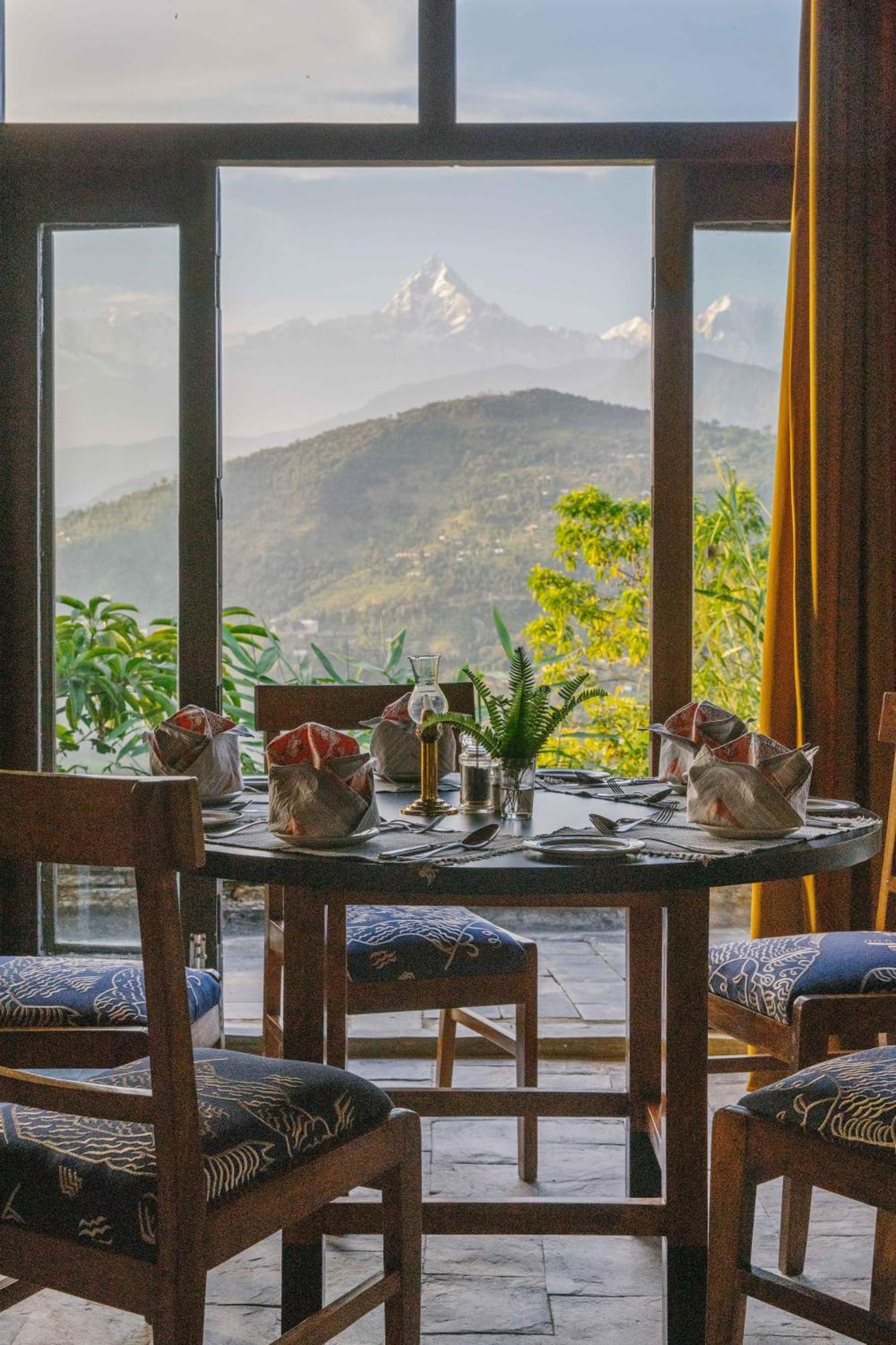 Tiger Mountain Pokhara Lodge Esterno foto