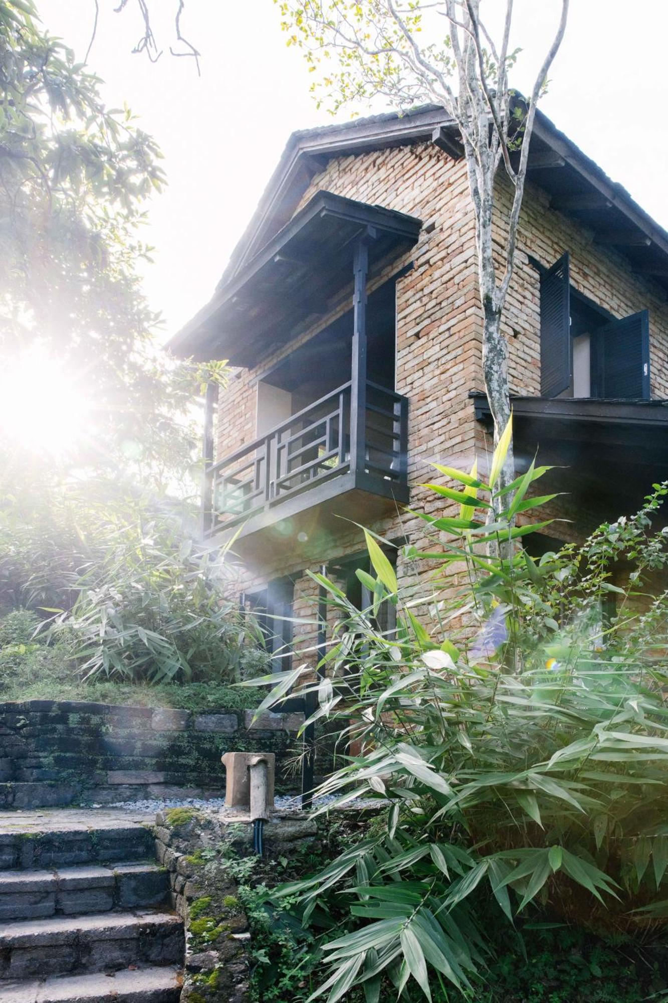 Tiger Mountain Pokhara Lodge Esterno foto