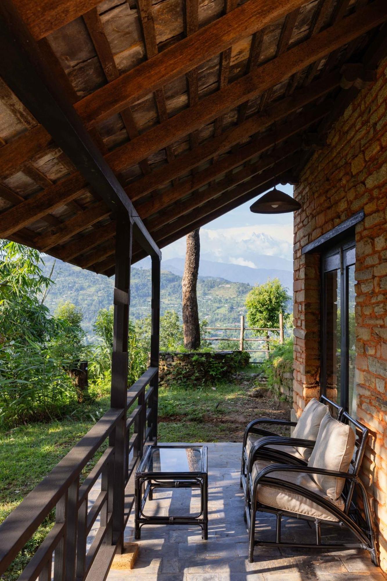 Tiger Mountain Pokhara Lodge Esterno foto