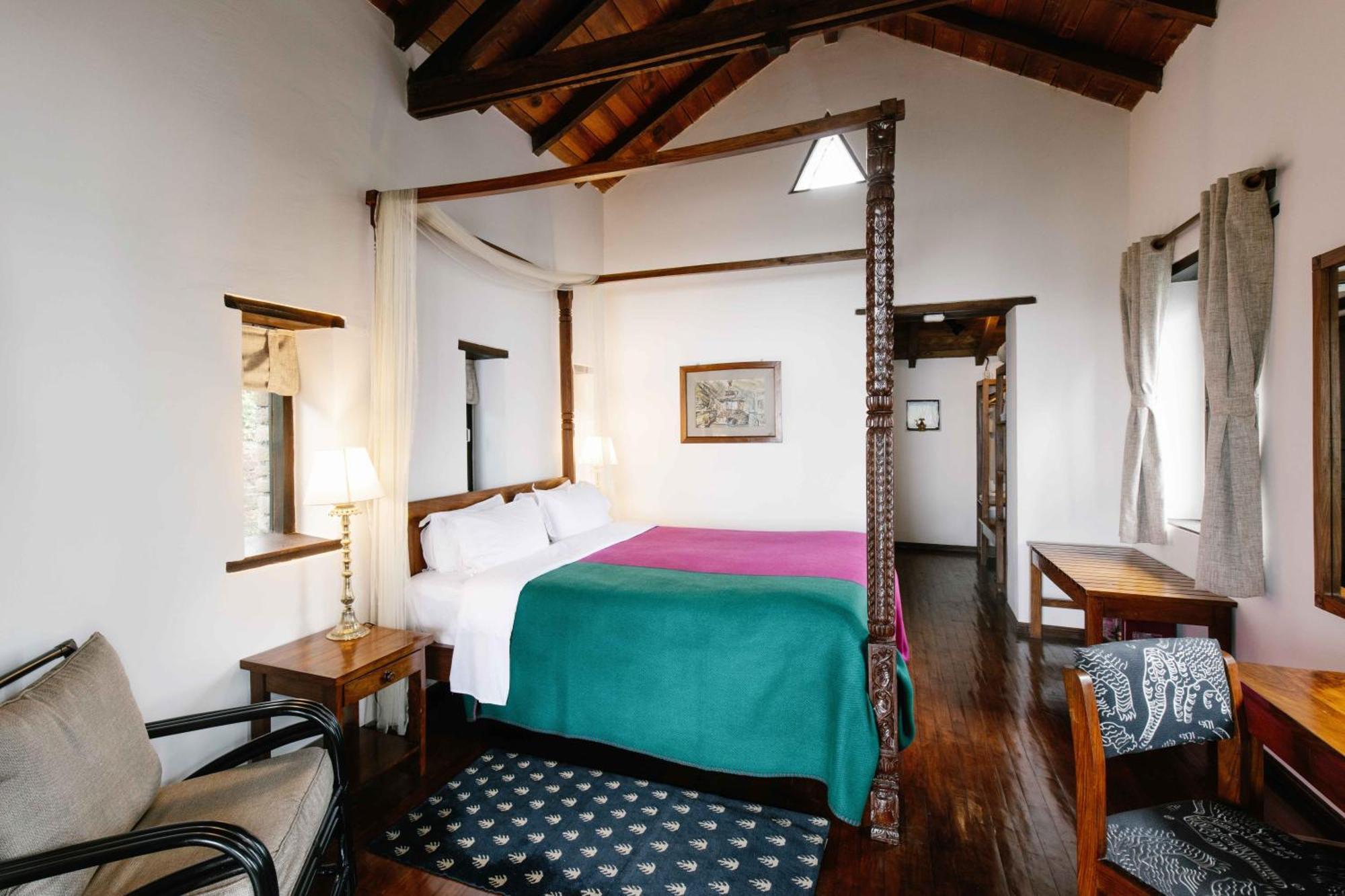 Tiger Mountain Pokhara Lodge Esterno foto